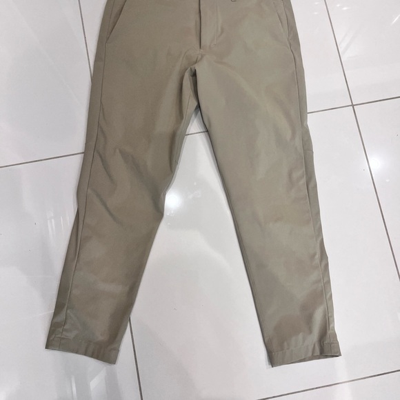 lululemon athletica Men's Tan Chinos - Picture 1 of 5